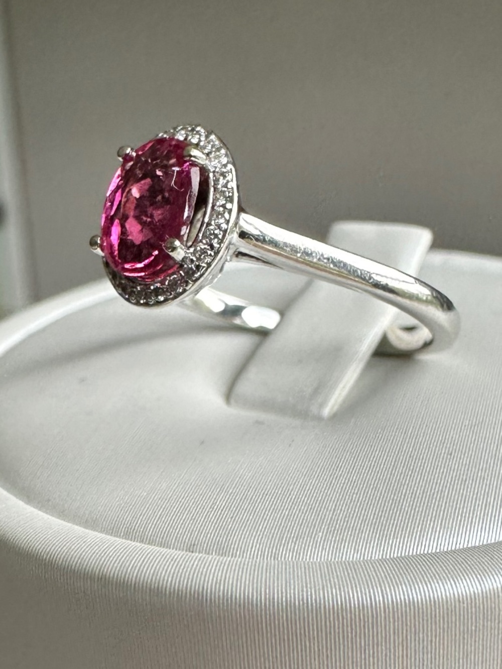 💖 14k White Gold Pink Tourmaline & Diamond Halo Ring ✨ Size 7 - Picture 4 of 10